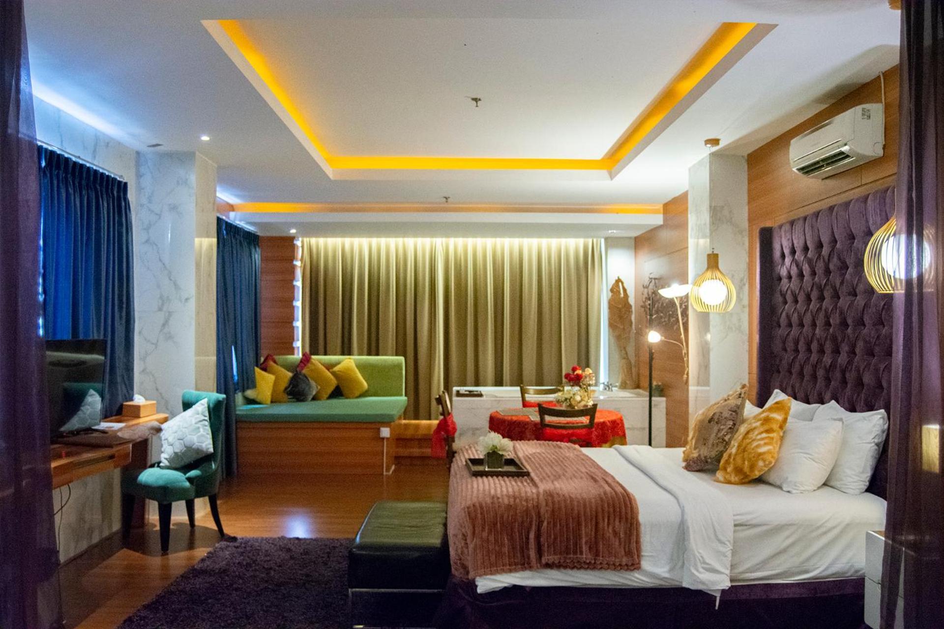 Royal Asnof Hotel Pekanbaru Extérieur photo